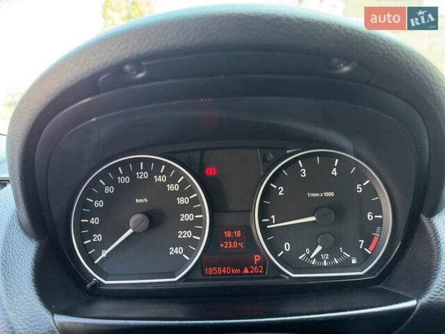 Синий БМВ 1 Серия, объемом двигателя 2 л и пробегом 186 тыс. км за 6900 $, фото 9 на Automoto.ua