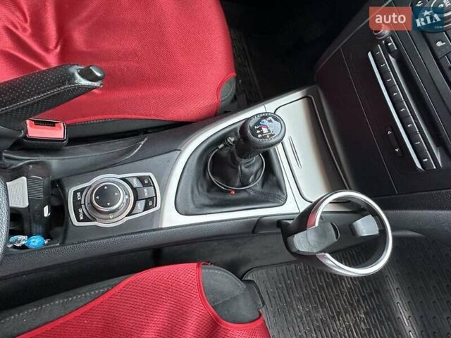 Синий БМВ 1 Серия, объемом двигателя 2 л и пробегом 156 тыс. км за 9300 $, фото 31 на Automoto.ua