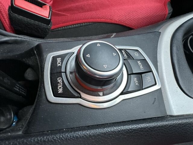 Синий БМВ 1 Серия, объемом двигателя 2 л и пробегом 156 тыс. км за 9300 $, фото 13 на Automoto.ua