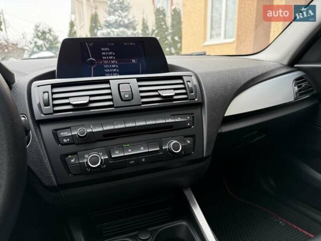 Синий БМВ 1 Серия, объемом двигателя 2 л и пробегом 248 тыс. км за 9200 $, фото 33 на Automoto.ua