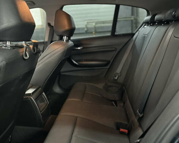 Синій БМВ 1 Серія, об'ємом двигуна 2 л та пробігом 100 тис. км за 14400 $, фото 15 на Automoto.ua