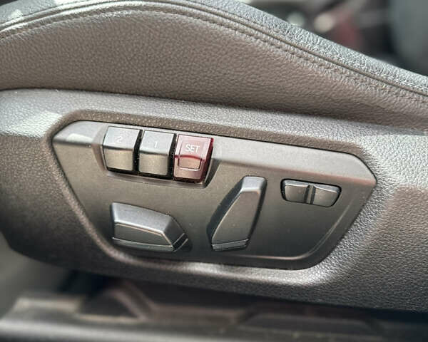 Синій БМВ 1 Серія, об'ємом двигуна 2 л та пробігом 100 тис. км за 14400 $, фото 11 на Automoto.ua