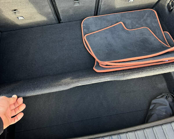 Синій БМВ 1 Серія, об'ємом двигуна 2 л та пробігом 135 тис. км за 24500 $, фото 13 на Automoto.ua