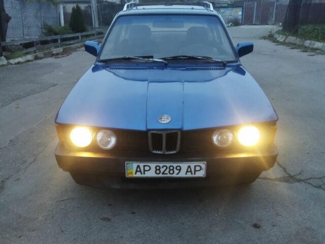 Синий БМВ 1 Серия, объемом двигателя 1.8 л и пробегом 98 тыс. км за 450 $, фото 5 на Automoto.ua