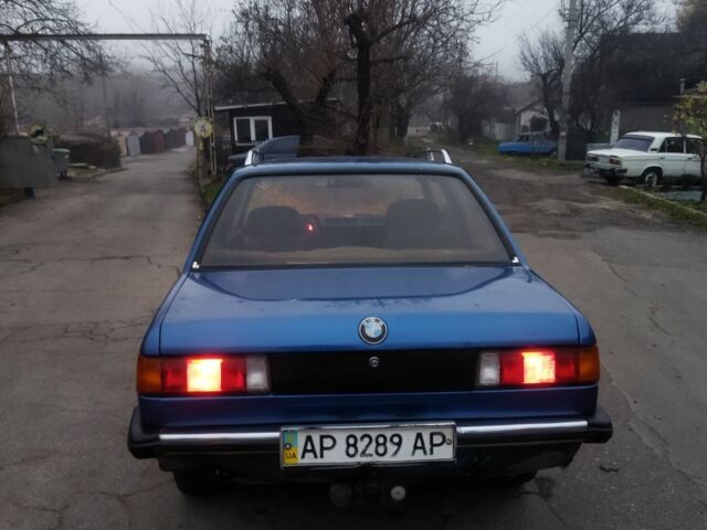 Синий БМВ 1 Серия, объемом двигателя 1.8 л и пробегом 98 тыс. км за 450 $, фото 3 на Automoto.ua