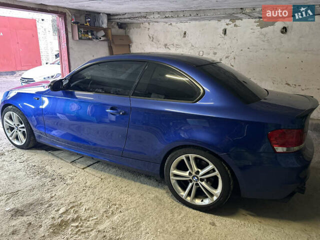 Синий БМВ 1 Серия, объемом двигателя 2 л и пробегом 250 тыс. км за 10500 $, фото 1 на Automoto.ua