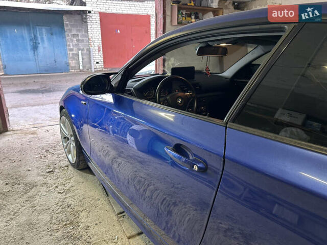 Синий БМВ 1 Серия, объемом двигателя 2 л и пробегом 250 тыс. км за 10500 $, фото 13 на Automoto.ua