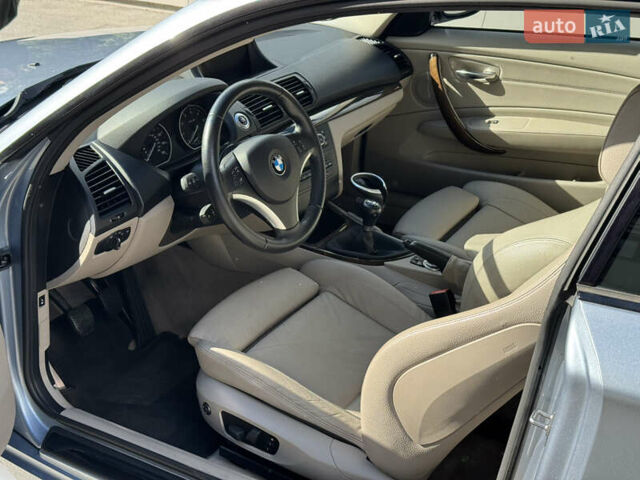 Синій БМВ 1 Серія, об'ємом двигуна 3 л та пробігом 143 тис. км за 13500 $, фото 18 на Automoto.ua