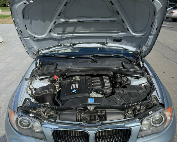 Синій БМВ 1 Серія, об'ємом двигуна 3 л та пробігом 143 тис. км за 13500 $, фото 27 на Automoto.ua