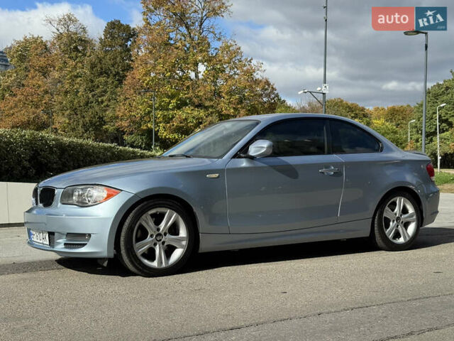 Синій БМВ 1 Серія, об'ємом двигуна 3 л та пробігом 143 тис. км за 13500 $, фото 2 на Automoto.ua