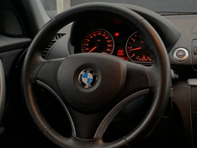 Белый БМВ 116, объемом двигателя 2 л и пробегом 221 тыс. км за 7600 $, фото 11 на Automoto.ua