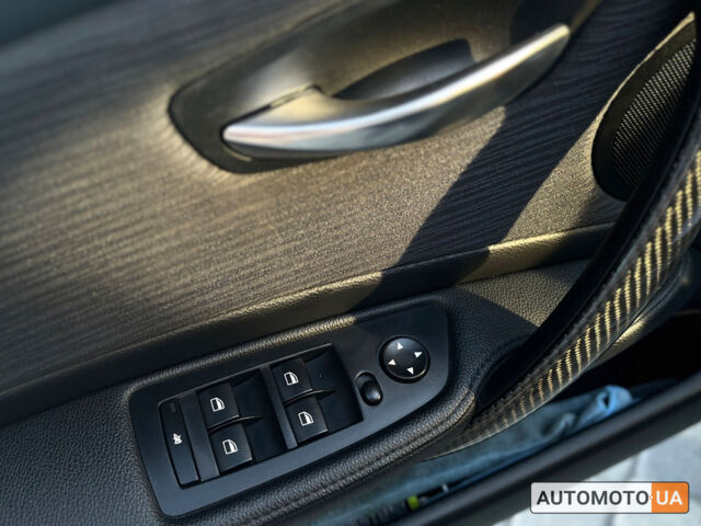 Серый БМВ 118, объемом двигателя 2 л и пробегом 173 тыс. км за 9200 $, фото 8 на Automoto.ua