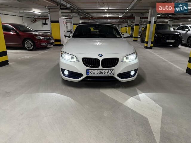 Белый БМВ 2 Серия, объемом двигателя 2 л и пробегом 55 тыс. км за 24000 $, фото 12 на Automoto.ua