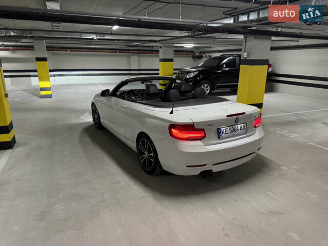 Белый БМВ 2 Серия, объемом двигателя 2 л и пробегом 55 тыс. км за 24000 $, фото 7 на Automoto.ua