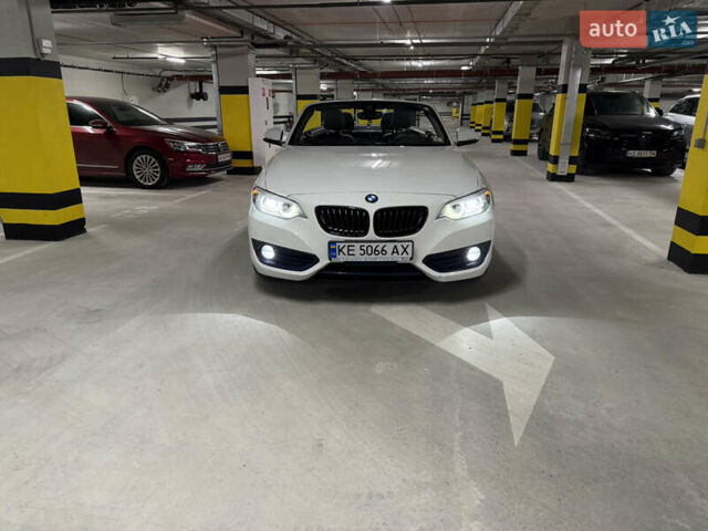 Белый БМВ 2 Серия, объемом двигателя 2 л и пробегом 55 тыс. км за 24000 $, фото 2 на Automoto.ua