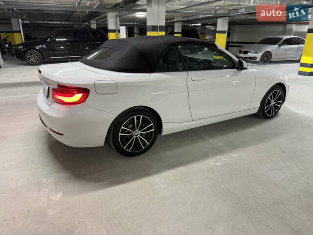 Белый БМВ 2 Серия, объемом двигателя 2 л и пробегом 55 тыс. км за 24000 $, фото 10 на Automoto.ua