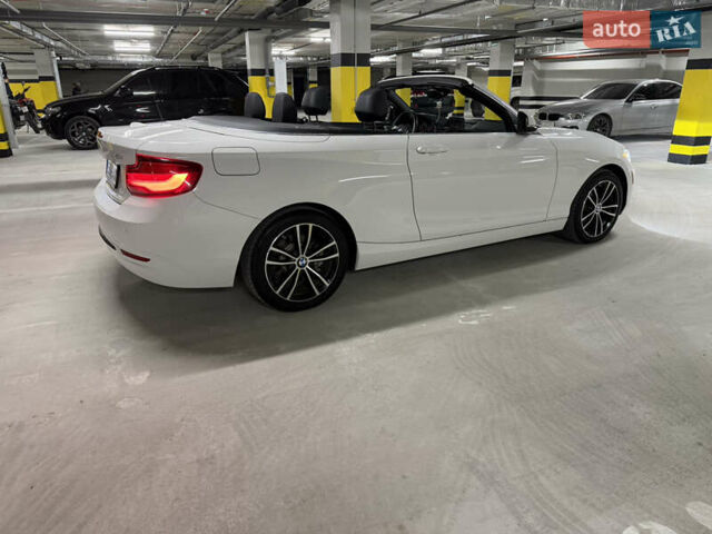 Белый БМВ 2 Серия, объемом двигателя 2 л и пробегом 55 тыс. км за 24000 $, фото 5 на Automoto.ua