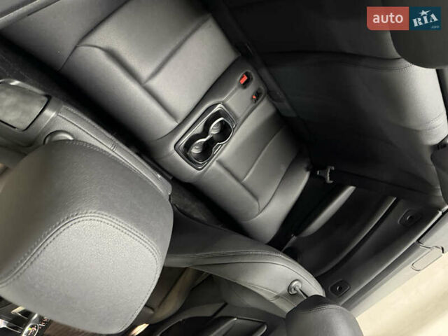 Белый БМВ 2 Серия, объемом двигателя 2 л и пробегом 55 тыс. км за 24000 $, фото 23 на Automoto.ua