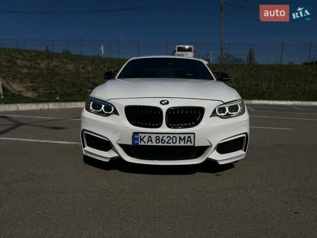Білий БМВ 2 Серія, об'ємом двигуна 2.98 л та пробігом 149 тис. км за 18900 $, фото 2 на Automoto.ua