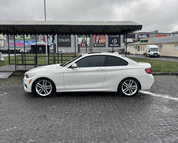 Белый БМВ 2 Серия, объемом двигателя 2 л и пробегом 308 тыс. км за 15000 $, фото 3 на Automoto.ua