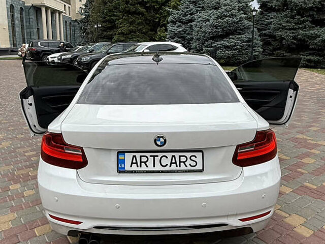 Білий БМВ 2 Серія, об'ємом двигуна 2 л та пробігом 200 тис. км за 11900 $, фото 7 на Automoto.ua