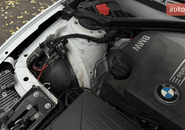 Белый БМВ 2 Серия, объемом двигателя 2 л и пробегом 133 тыс. км за 17500 $, фото 11 на Automoto.ua