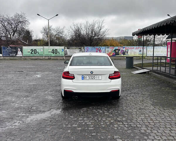 Белый БМВ 2 Серия, объемом двигателя 2 л и пробегом 308 тыс. км за 15000 $, фото 5 на Automoto.ua