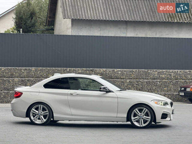 Белый БМВ 2 Серия, объемом двигателя 2 л и пробегом 117 тыс. км за 14500 $, фото 10 на Automoto.ua