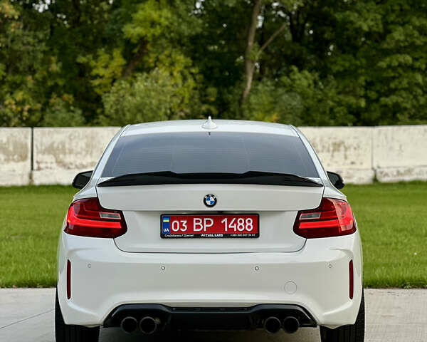 Белый БМВ 2 Серия, объемом двигателя 2 л и пробегом 111 тыс. км за 18000 $, фото 6 на Automoto.ua