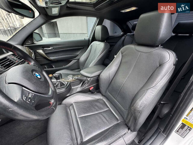 Білий БМВ 2 Серія, об'ємом двигуна 2 л та пробігом 117 тис. км за 15500 $, фото 25 на Automoto.ua