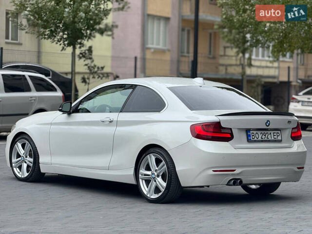 Білий БМВ 2 Серія, об'ємом двигуна 2 л та пробігом 117 тис. км за 15500 $, фото 6 на Automoto.ua