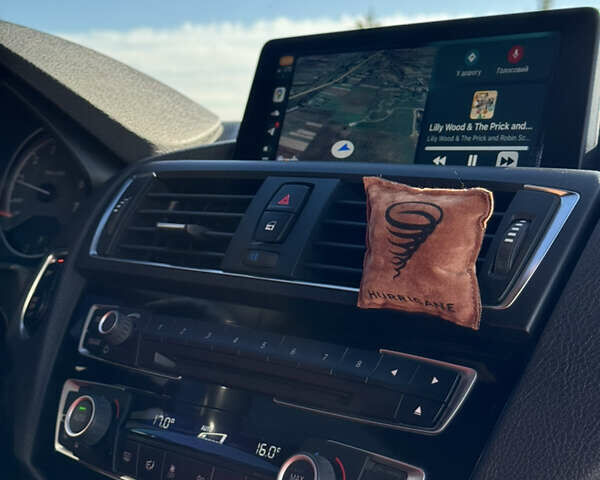 Белый БМВ 2 Серия, объемом двигателя 2.98 л и пробегом 126 тыс. км за 21000 $, фото 9 на Automoto.ua