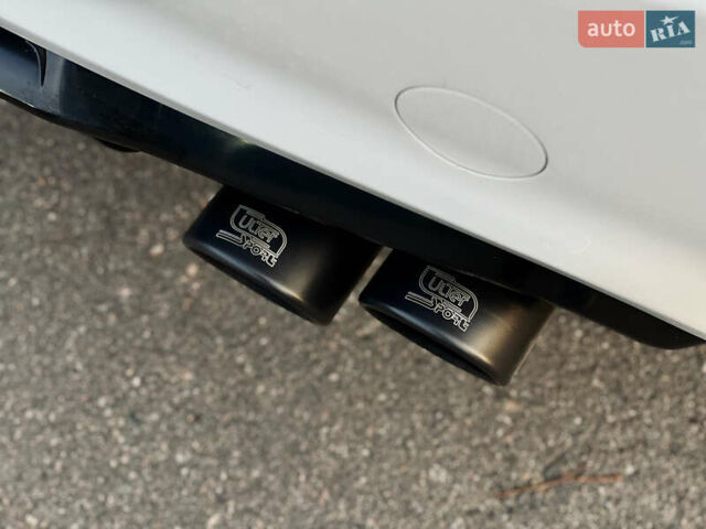 Белый БМВ 2 Серия, объемом двигателя 2 л и пробегом 111 тыс. км за 18000 $, фото 15 на Automoto.ua