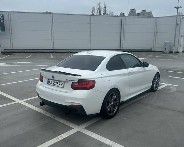 Білий БМВ 2 Серія, об'ємом двигуна 2.98 л та пробігом 97 тис. км за 21999 $, фото 7 на Automoto.ua