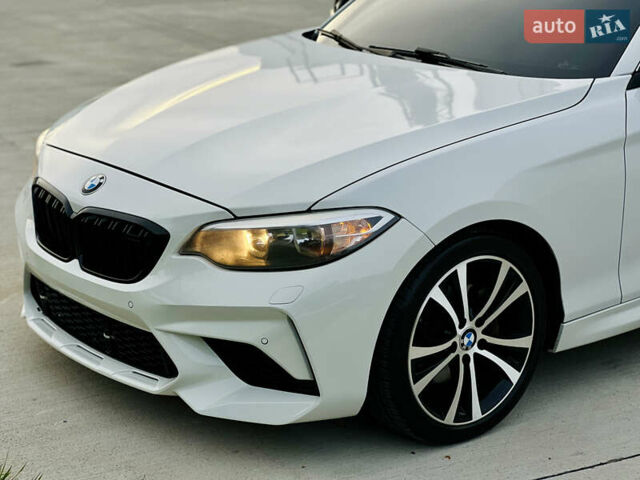 Белый БМВ 2 Серия, объемом двигателя 2 л и пробегом 111 тыс. км за 18000 $, фото 3 на Automoto.ua