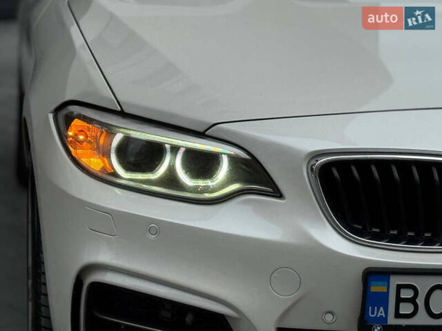 Білий БМВ 2 Серія, об'ємом двигуна 2 л та пробігом 117 тис. км за 15500 $, фото 13 на Automoto.ua
