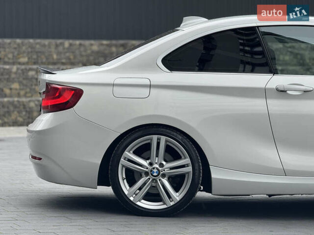 Белый БМВ 2 Серия, объемом двигателя 2 л и пробегом 117 тыс. км за 14500 $, фото 17 на Automoto.ua