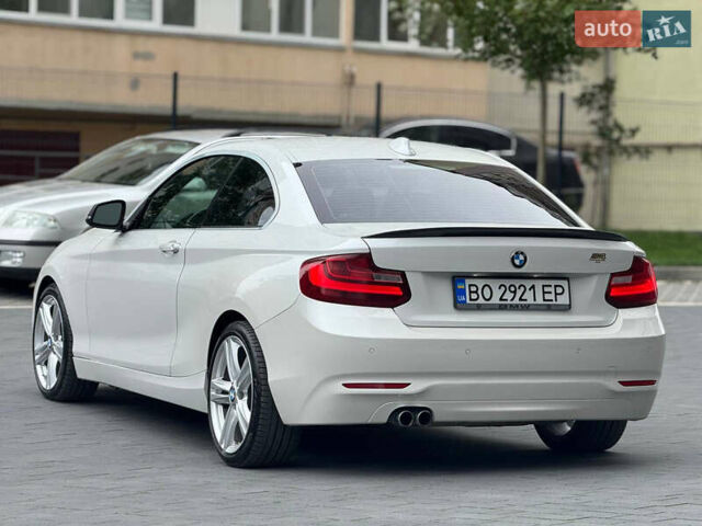 Білий БМВ 2 Серія, об'ємом двигуна 2 л та пробігом 117 тис. км за 15500 $, фото 7 на Automoto.ua