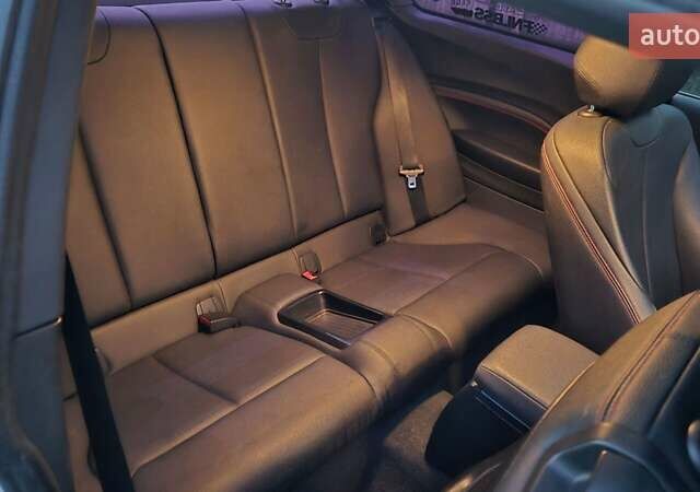 Белый БМВ 2 Серия, объемом двигателя 2 л и пробегом 183 тыс. км за 12800 $, фото 8 на Automoto.ua