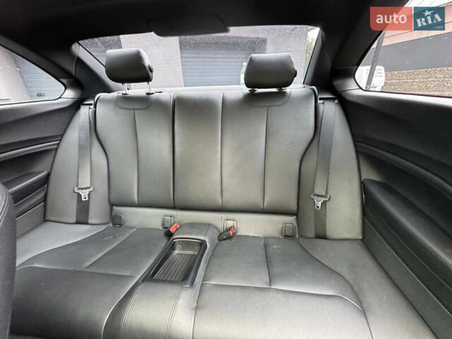 Білий БМВ 2 Серія, об'ємом двигуна 2 л та пробігом 117 тис. км за 15500 $, фото 30 на Automoto.ua