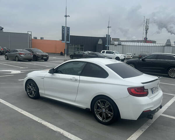 Білий БМВ 2 Серія, об'ємом двигуна 2.98 л та пробігом 97 тис. км за 21999 $, фото 10 на Automoto.ua