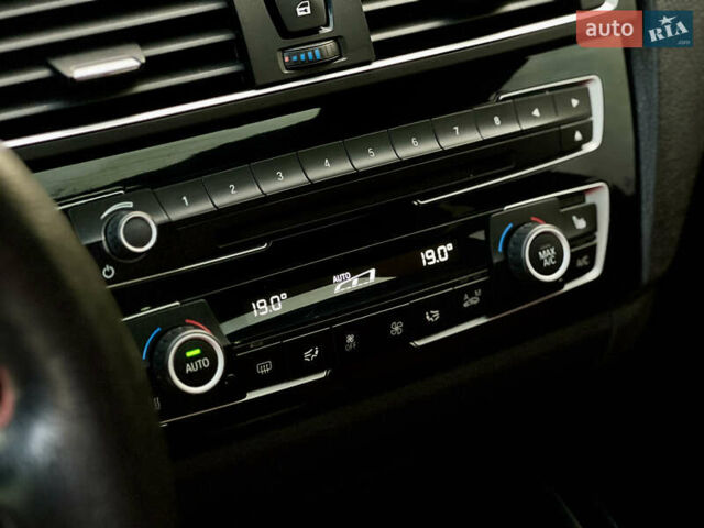 Белый БМВ 2 Серия, объемом двигателя 2 л и пробегом 111 тыс. км за 18000 $, фото 24 на Automoto.ua