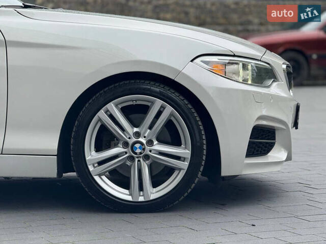 Білий БМВ 2 Серія, об'ємом двигуна 2 л та пробігом 117 тис. км за 15500 $, фото 18 на Automoto.ua
