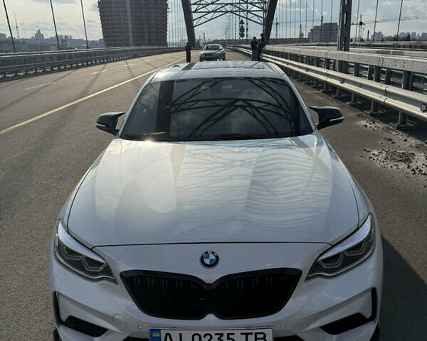 Белый БМВ 2 Серия, объемом двигателя 2.98 л и пробегом 202 тыс. км за 19000 $, фото 2 на Automoto.ua