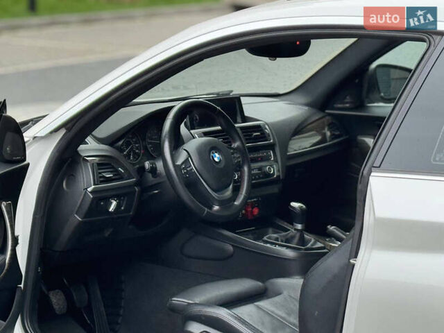 Білий БМВ 2 Серія, об'ємом двигуна 2 л та пробігом 117 тис. км за 15500 $, фото 23 на Automoto.ua