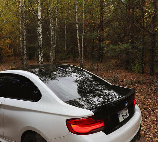 Белый БМВ 2 Серия, объемом двигателя 3 л и пробегом 103 тыс. км за 27500 $, фото 8 на Automoto.ua