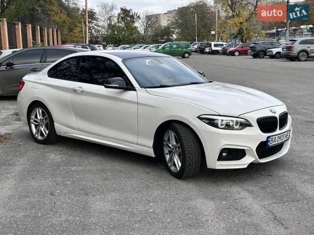 Белый БМВ 2 Серия, объемом двигателя 2 л и пробегом 99 тыс. км за 17500 $, фото 6 на Automoto.ua