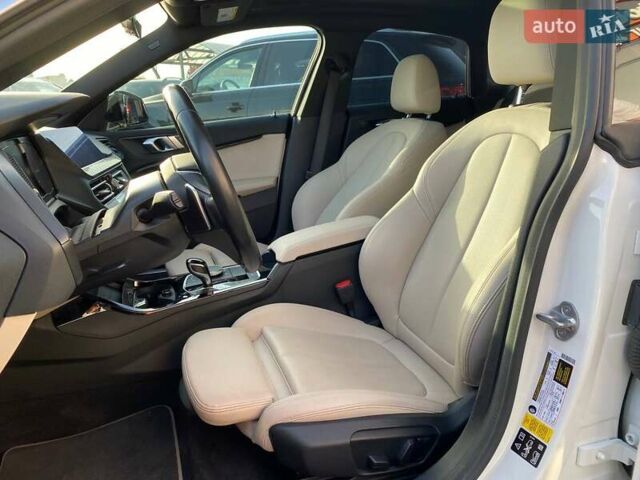 Белый БМВ 2 Серия, объемом двигателя 2 л и пробегом 102 тыс. км за 22900 $, фото 22 на Automoto.ua