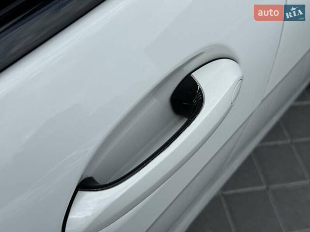 Белый БМВ 2 Серия, объемом двигателя 2 л и пробегом 96 тыс. км за 23900 $, фото 14 на Automoto.ua