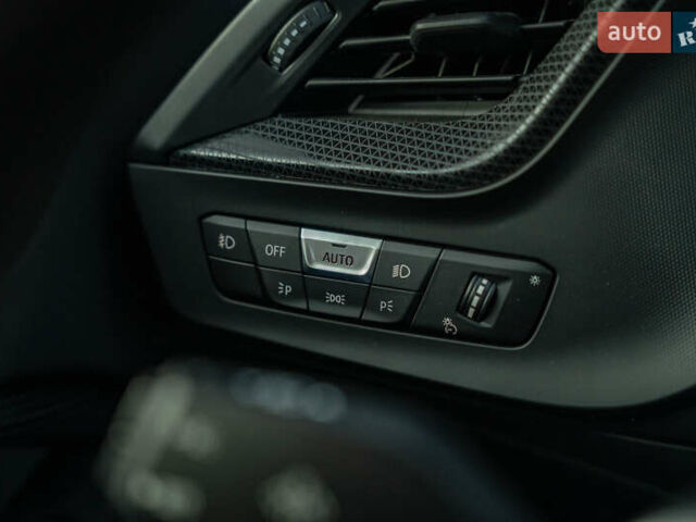 Белый БМВ 2 Серия, объемом двигателя 2 л и пробегом 41 тыс. км за 24900 $, фото 20 на Automoto.ua